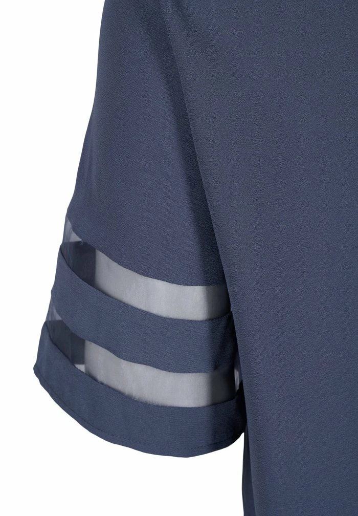 Zizzi MED - Blouse - Odysses Gray 3 Zizzi MED - Blouse - Odysses Gray – Image 3