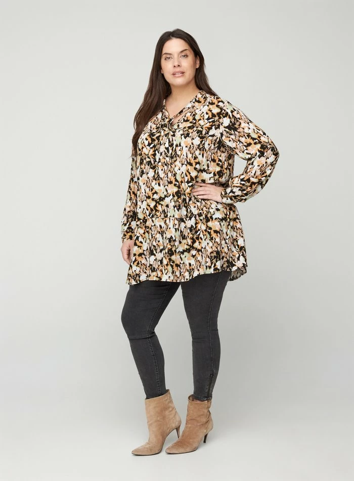 Zizzi Tunique - Black 2 Zizzi Tunique - Black – Image 2