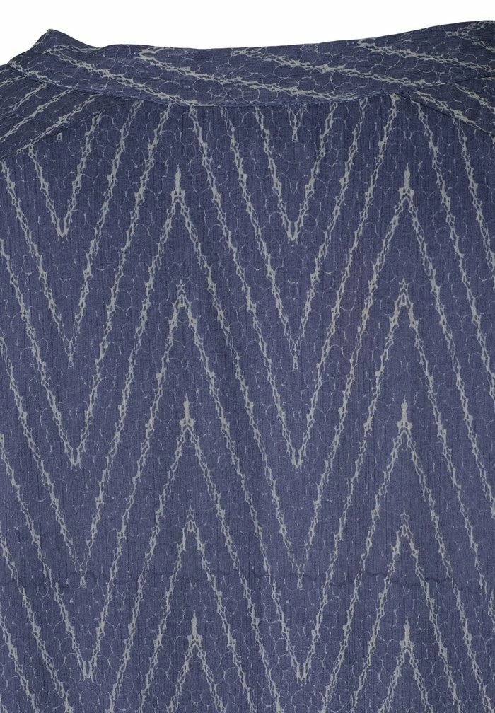 Zizzi Blouse - Blue Indigo Aop 6 Zizzi Blouse - Blue Indigo Aop – Image 6