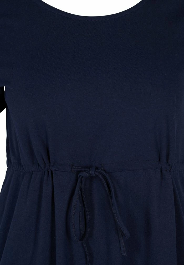 Zizzi SHORT SLEEVED - Robe De Jour - Night Sky Solid 6 Zizzi SHORT SLEEVED - Robe De Jour - Night Sky Solid – Image 6