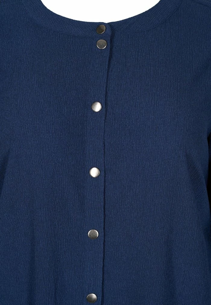 Zizzi LONG-SLEEVED, TEXTURED - Robe Chemise - Navy Blazer 3 Zizzi LONG-SLEEVED, TEXTURED - Robe Chemise - Navy Blazer – Image 3