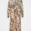 Zizzi EFIOLA MIDI DRESS - Robe Longue - Grün 10 Zizzi EFIOLA MIDI DRESS - Robe Longue - Grün -France Zizzi Soldes 2022 2ea7b6e4bc994356ac09f6d84dcf699c