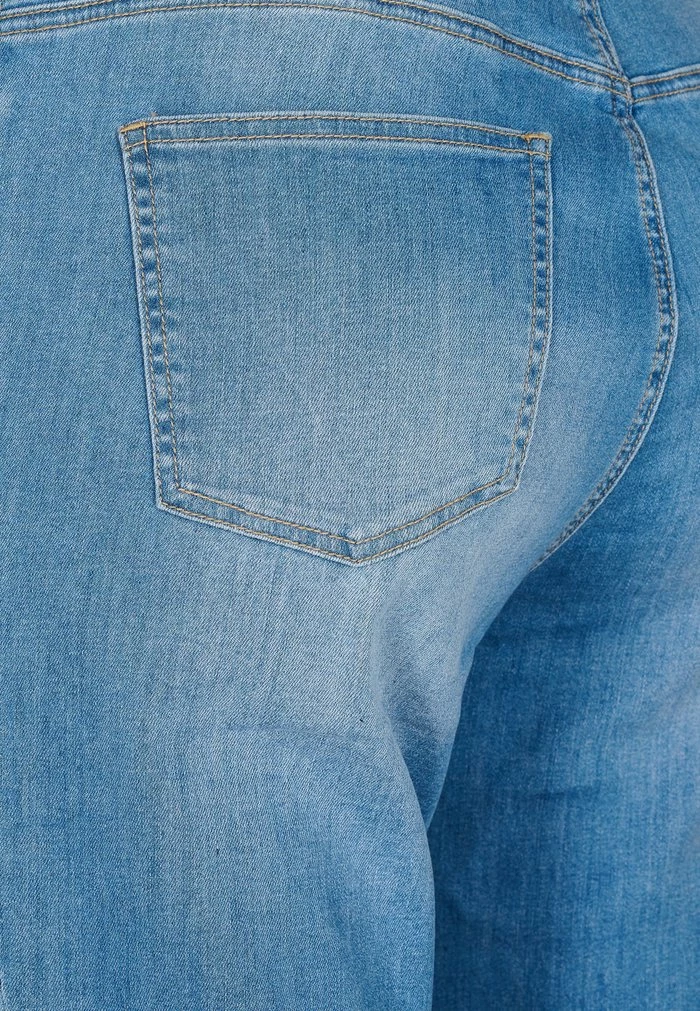 Zizzi KONTRAST - Jean Droit - Blue Denim 5 Zizzi KONTRAST - Jean Droit - Blue Denim – Image 5