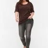 Zizzi T-shirt Imprimé - Mole Stripe 7 Zizzi T-shirt Imprimé - Mole Stripe -France Zizzi Soldes 2022 445a013f03084ea59ddac8db3ea9a8a0