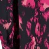 Zizzi Blouse - Black Pink Aop 7 Zizzi Blouse - Black Pink Aop -France Zizzi Soldes 2022 4614200999a84c8badc9069f25aa5e49
