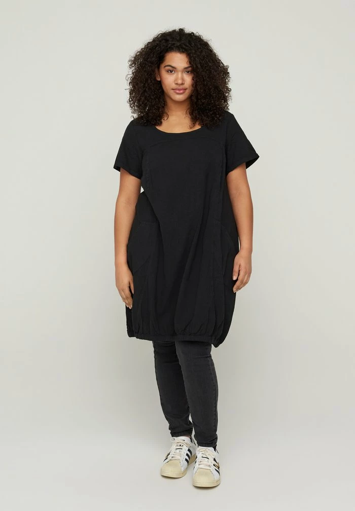 Zizzi Robe De Jour - Black 2 Zizzi Robe De Jour - Black – Image 2