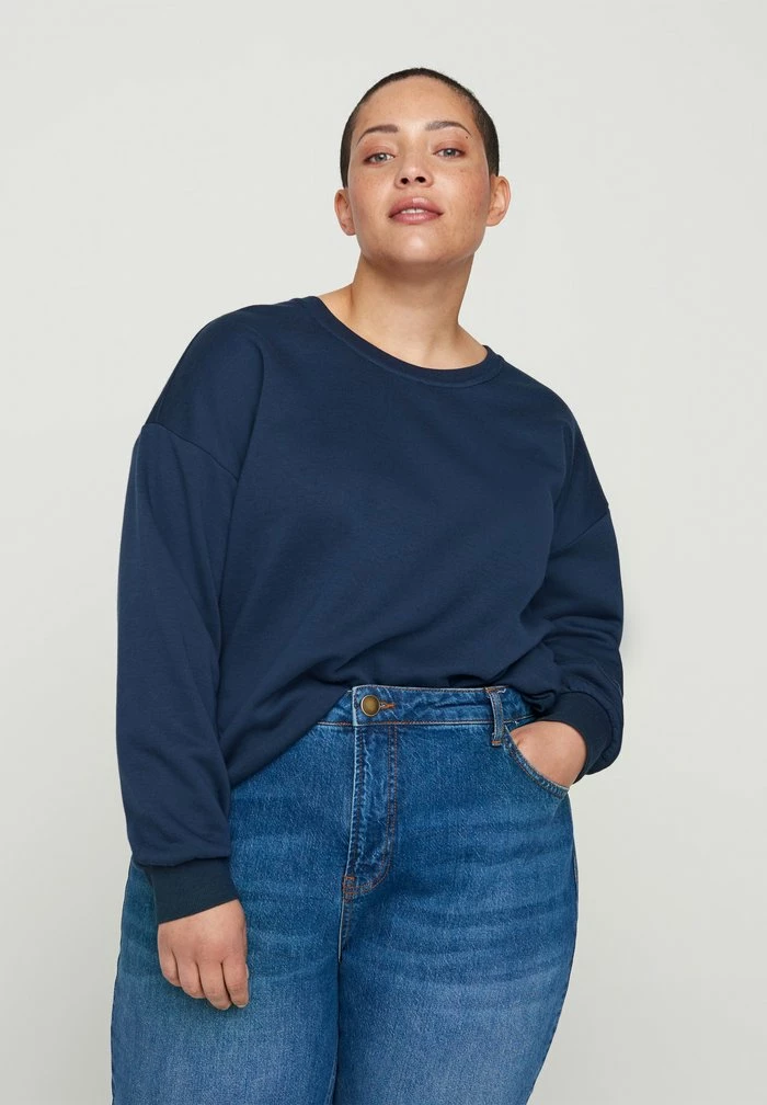 Zizzi MIT RUNDHALS - Sweatshirt - Navy Blazer 1 Zizzi MIT RUNDHALS - Sweatshirt - Navy Blazer