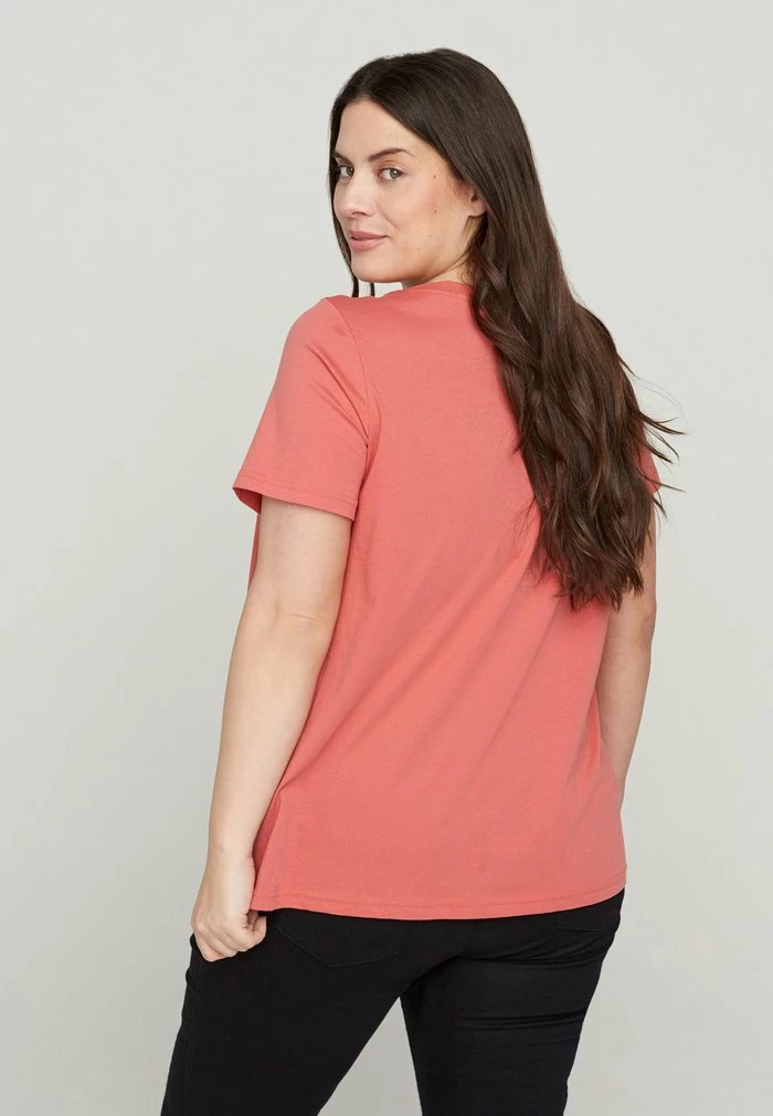 Zizzi T-shirt Imprimé - Pink 3 Zizzi T-shirt Imprimé - Pink – Image 3