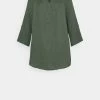 Zizzi VVIVU TUNIC - Blouse - Thyme -France Zizzi Soldes 2022 5e53ac2915cf443fa20c4f13dac9693c