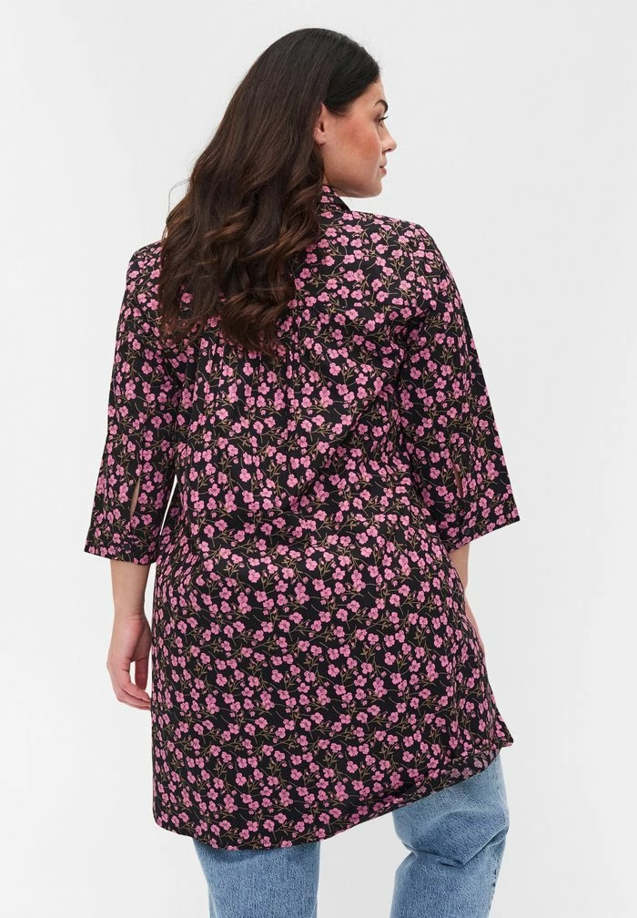 Zizzi MIT 3/4-ÄRMELN UND PRINT - Tunique - Flower Aop 3 Zizzi MIT 3/4-ÄRMELN UND PRINT - Tunique - Flower Aop – Image 3