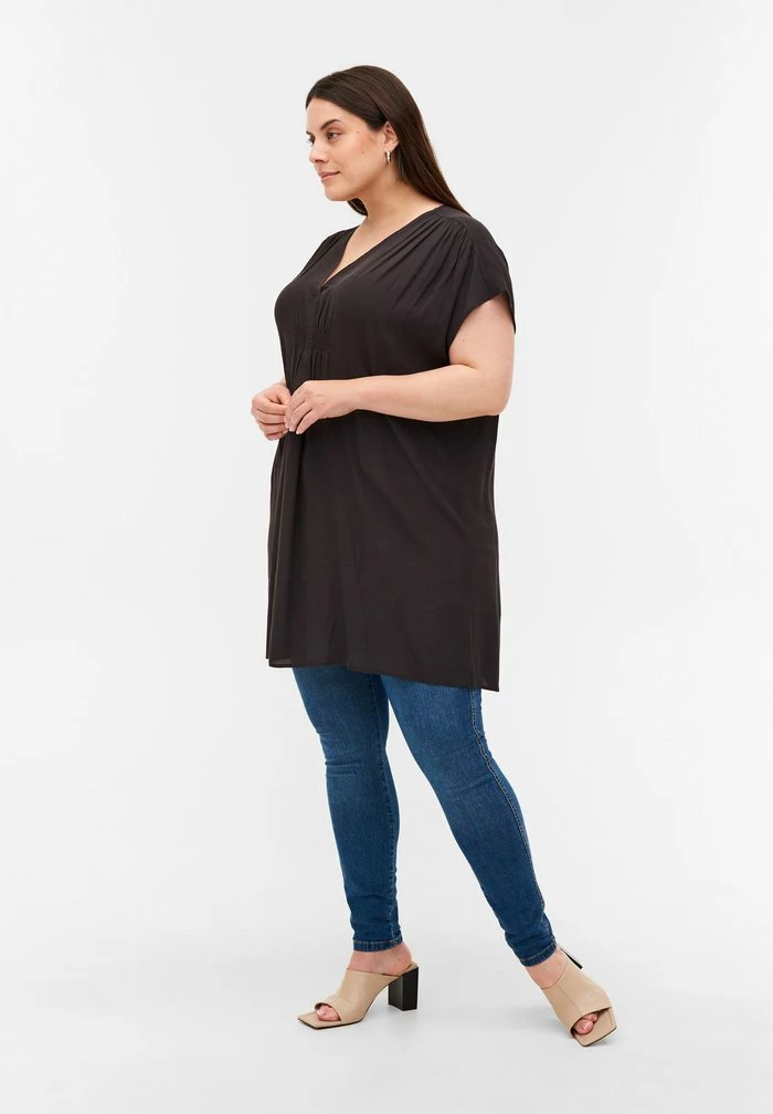 Zizzi MIT SMOCK - Robe De Jour - Licorice 2 Zizzi MIT SMOCK - Robe De Jour - Licorice – Image 2