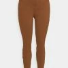 Zizzi JANN AMY - Jeans Skinny - Brown 8 Zizzi JANN AMY - Jeans Skinny - Brown -France Zizzi Soldes 2022 6cd65ffcab374d0daf2da3bd893e973f