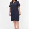 Zizzi KORTÆRMET MED BLONDEDETALJER - Robe De Jour - Night Sky -France Zizzi Soldes 2022 6cda785198334d52a2c2505f80533faa