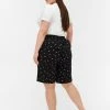 Zizzi Short - Black Aop -France Zizzi Soldes 2022 7900e8cc3fa74797933bbcce315da231