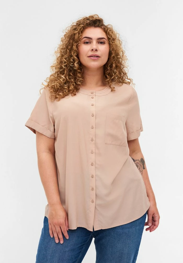 Zizzi MED RUND HALSUDSKÆRING - Chemisier - Beige 1 Zizzi MED RUND HALSUDSKÆRING - Chemisier - Beige