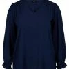 Zizzi SMOCK AND RUFFLE DETAILS - Blouse - Navy Blazer -France Zizzi Soldes 2022 89c29a854abe4004a4971a9a03ce0313