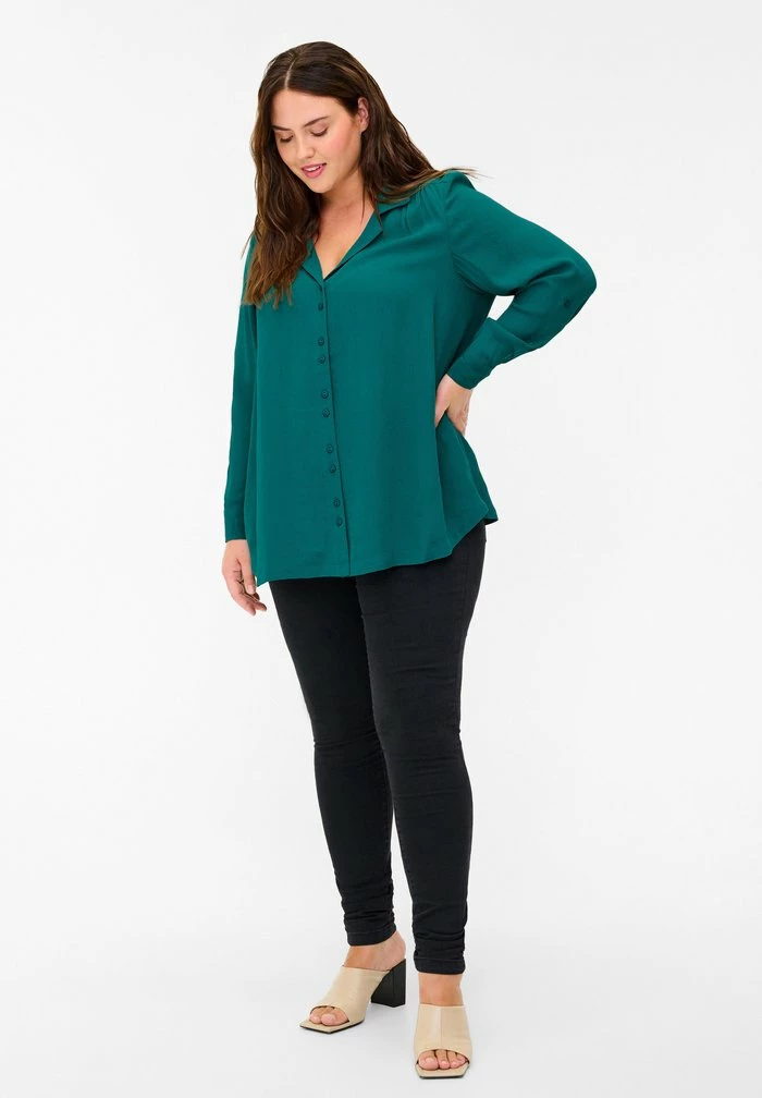 Zizzi MIT V-AUSSCHNITT - Chemisier - Pacific 2 Zizzi MIT V-AUSSCHNITT - Chemisier - Pacific – Image 2