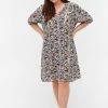Zizzi Robe De Jour - Powder Puff Aop -France Zizzi Soldes 2022 9bb122e5983c4457adebcd907f00f652