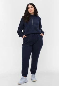 Zizzi STEPPMUSTER - Pantalon De Survêtement - Blue