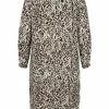 Zizzi MED SLIDS - Robe Chemise - Chain Aop -France Zizzi Soldes 2022 a71ec8e7487a45ebbc84e87ae11a977b