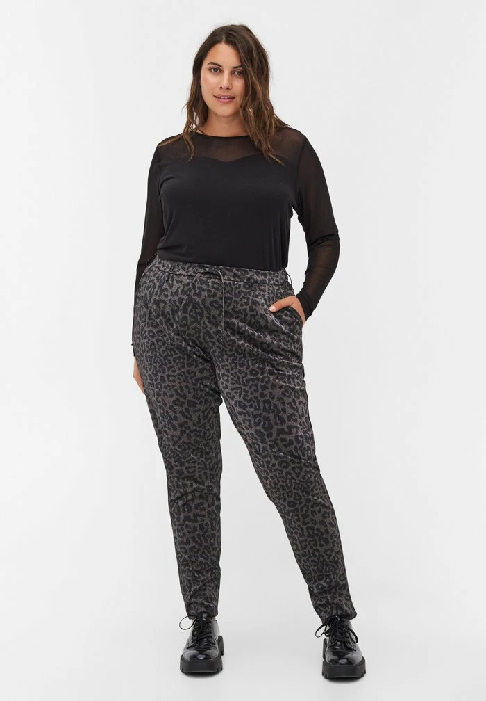 Zizzi MIT GLITZER UND LEOPARDENPRINT - Chino - Lurex Leo 1 Zizzi MIT GLITZER UND LEOPARDENPRINT - Chino - Lurex Leo