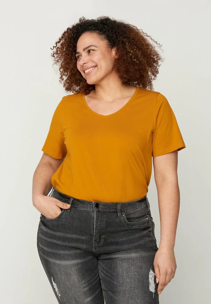 Zizzi T-shirt Basique - Brown 1 Zizzi T-shirt Basique - Brown