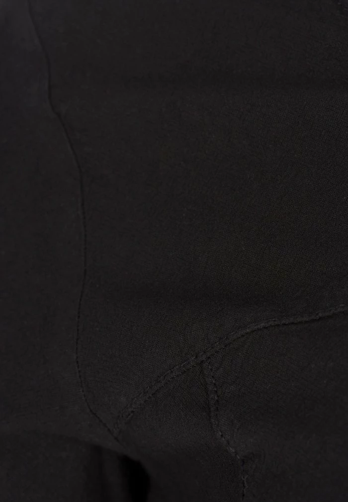 Zizzi Robe De Jour - Black 5 Zizzi Robe De Jour - Black – Image 5