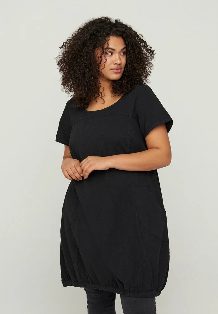 Zizzi Robe De Jour - Black 1 Zizzi Robe De Jour - Black