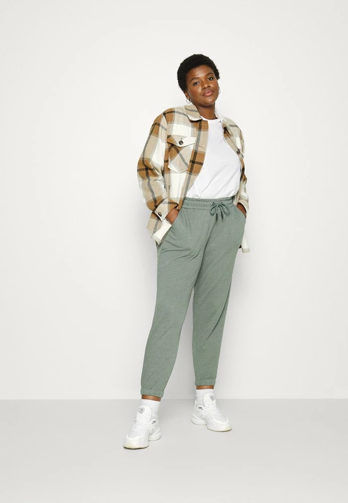 Zizzi VSILLE PANTS - Pantalon De Survêtement - Balsam Green 2 Zizzi VSILLE PANTS - Pantalon De Survêtement - Balsam Green – Image 2