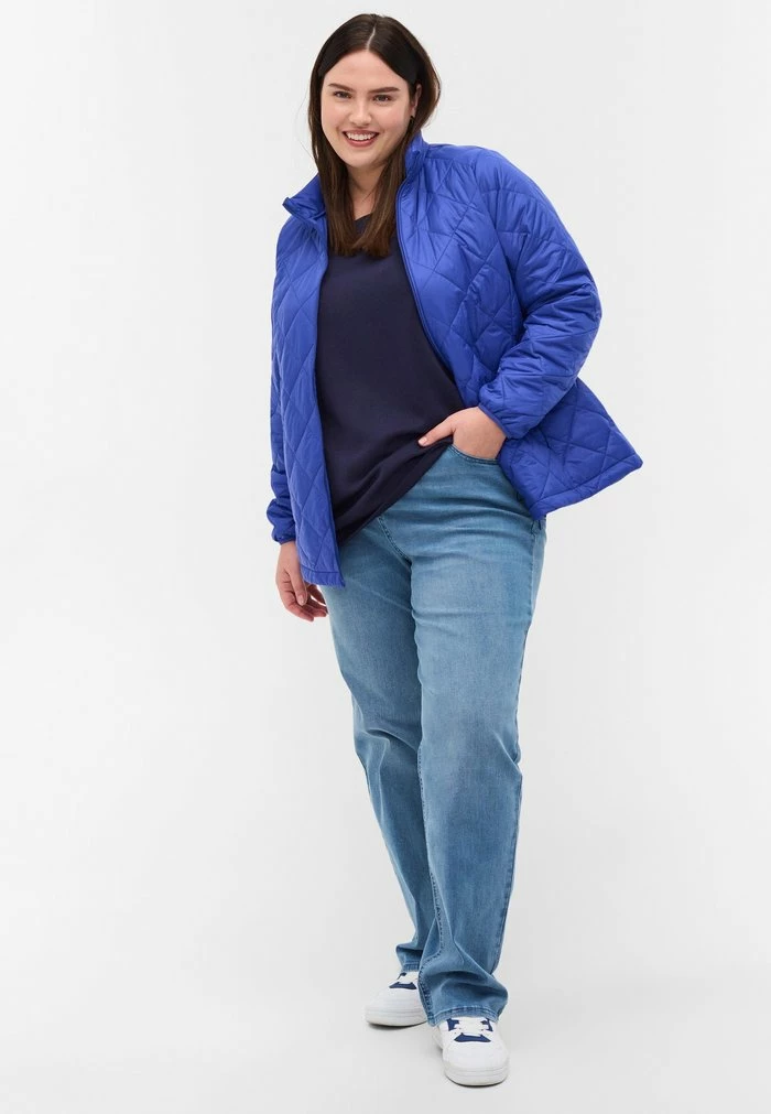 Zizzi Veste Mi-saison - Dazzling Blue 2 Zizzi Veste Mi-saison - Dazzling Blue – Image 2