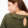 Zizzi Blouse - Ivy Green Check -France Zizzi Soldes 2022 e29ec967ec4144a79cf311a096e47a9d