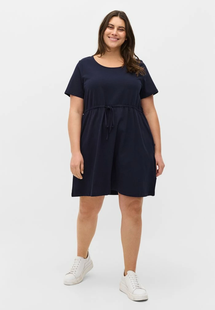 Zizzi SHORT SLEEVED - Robe De Jour - Night Sky Solid 2 Zizzi SHORT SLEEVED - Robe De Jour - Night Sky Solid – Image 2