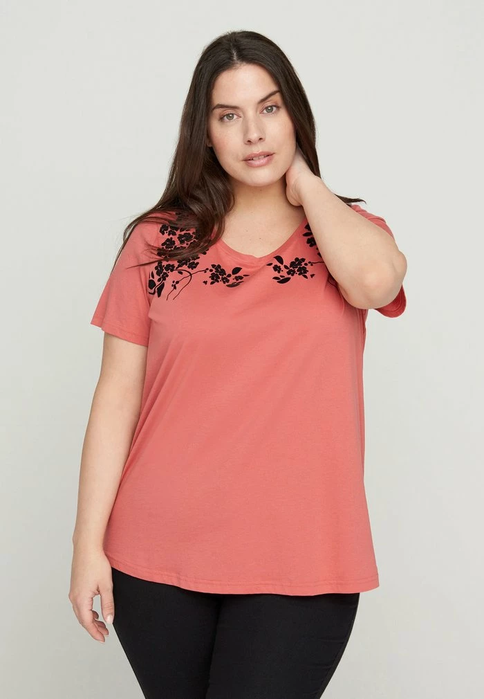 Zizzi T-shirt Imprimé - Pink 1 Zizzi T-shirt Imprimé - Pink