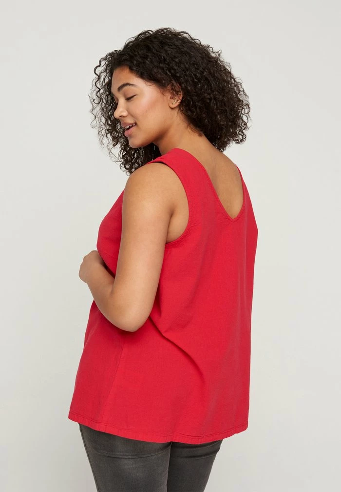 Zizzi ÄRMELLOSES - Débardeur - Lipstick Red 3 Zizzi ÄRMELLOSES - Débardeur - Lipstick Red – Image 3