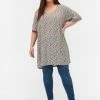 Zizzi KURZEN ÄRMELN - Tunique - Light Blue Ditsy Aop -France Zizzi Soldes 2022 e79feb53fdd8425ea6b9d59b5890cf0b