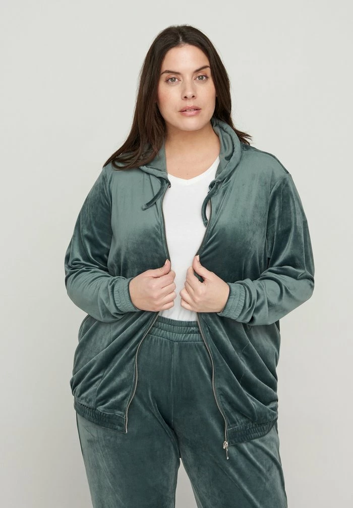 Zizzi MIT REISSVERSCHLUSS - Sweat à Capuche Zippé - Green 1 Zizzi MIT REISSVERSCHLUSS - Sweat à Capuche Zippé - Green